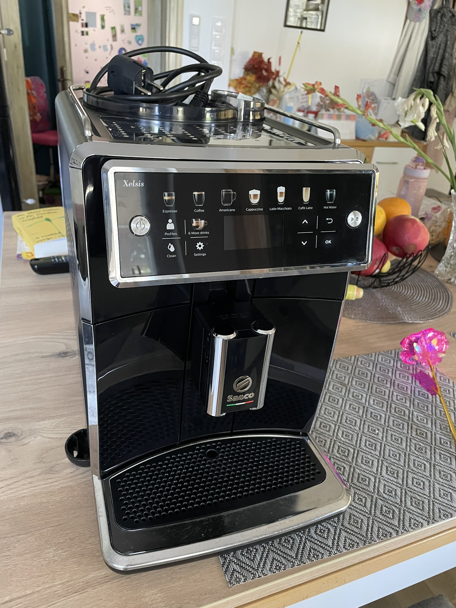 Saeco Xelsis: nem kapcsol be? Mutatjuk, miért – és hogyan hoztuk vissza az életbe!